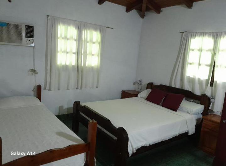 Cabana Ibera Colonia Carlos Pellegrini  Exterior foto